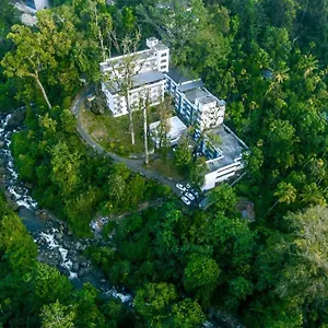 Black Forest **** Munnar